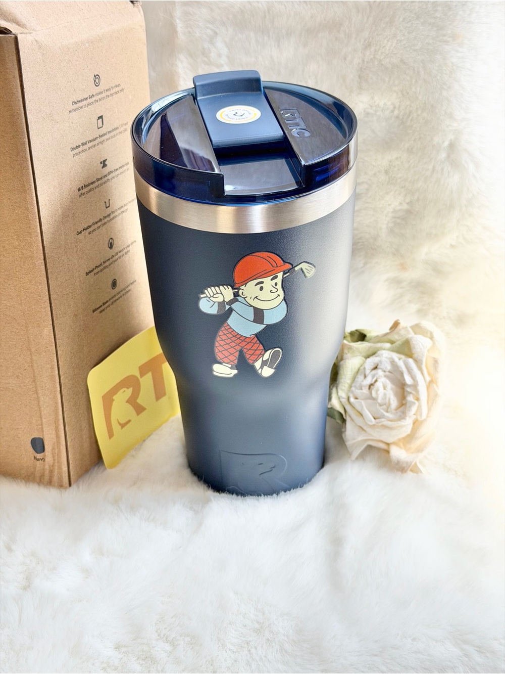 RTIC ESSENTIAL CERAMIC LINED Insulated Tumbler with Golfer Graphic NAVY 30oz